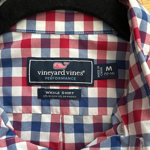 Vineyard Vines Performance button up shirt - Picture 2 of 3
